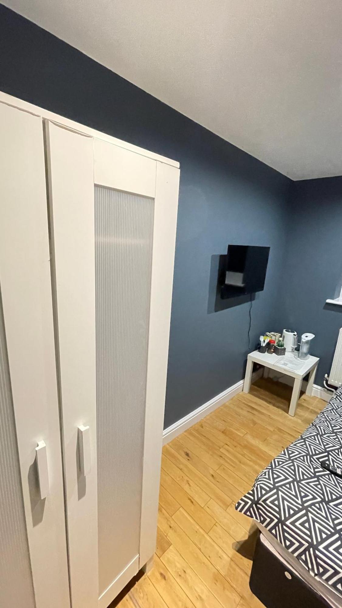 Apartment & Rooms In London ครอยดอน ภายนอก รูปภาพ