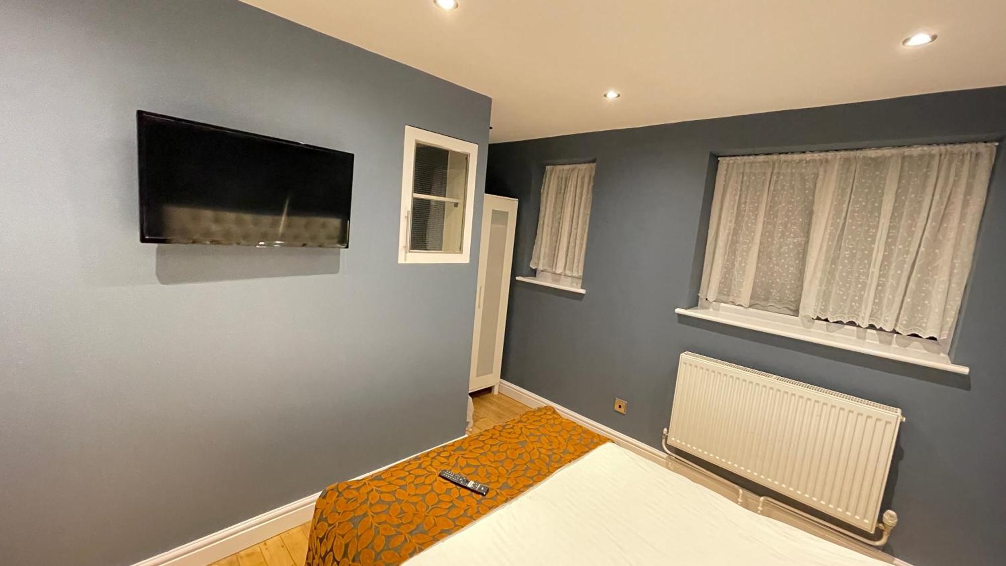 Apartment & Rooms In London ครอยดอน ภายนอก รูปภาพ